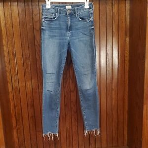 MOTHER THE LOOSE ANKLE FRAY SIZE 27 Women's Blue Distressed Jeans